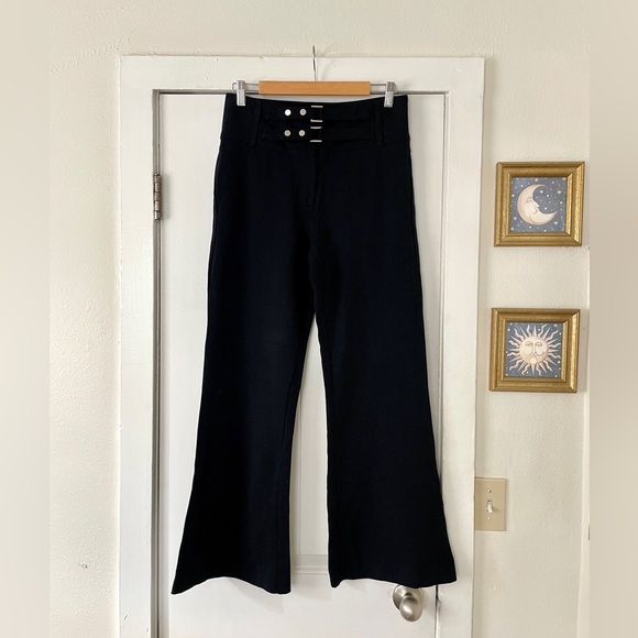 sold - Picture 1 of 4